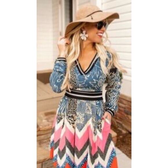 Maeve/Anthropologie Sporty Chevron Dress size 6 Long Sleeve Fit And Flare - Picture 10 of 10